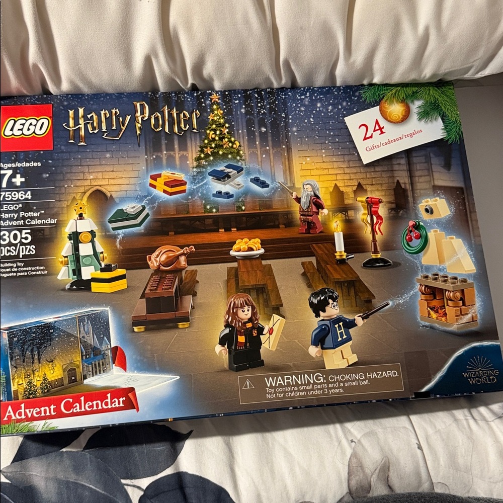 2019 LEGO Harry Potter Advent Calendar set 75964 new and sealed! Retired!